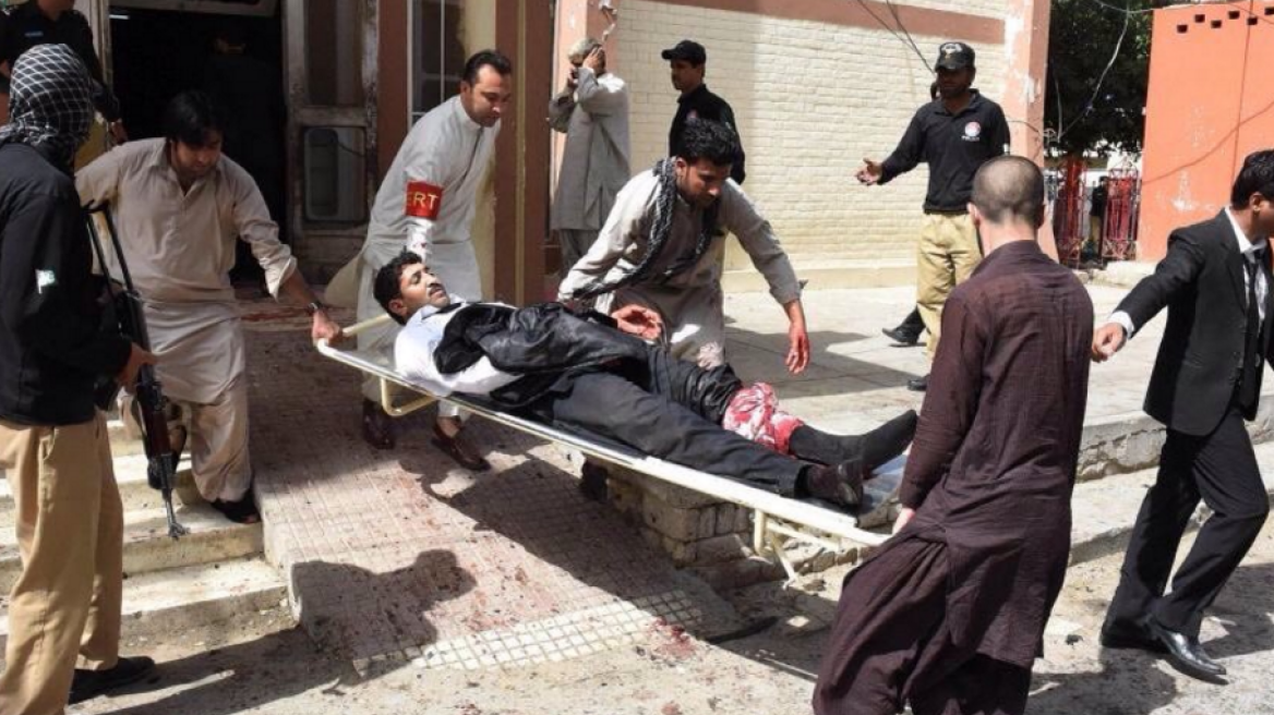 Οι τζιχαντιστές ανέλαβαν την ευθύνη για την επίθεση σε νοσοκομείο στο Πακιστάν